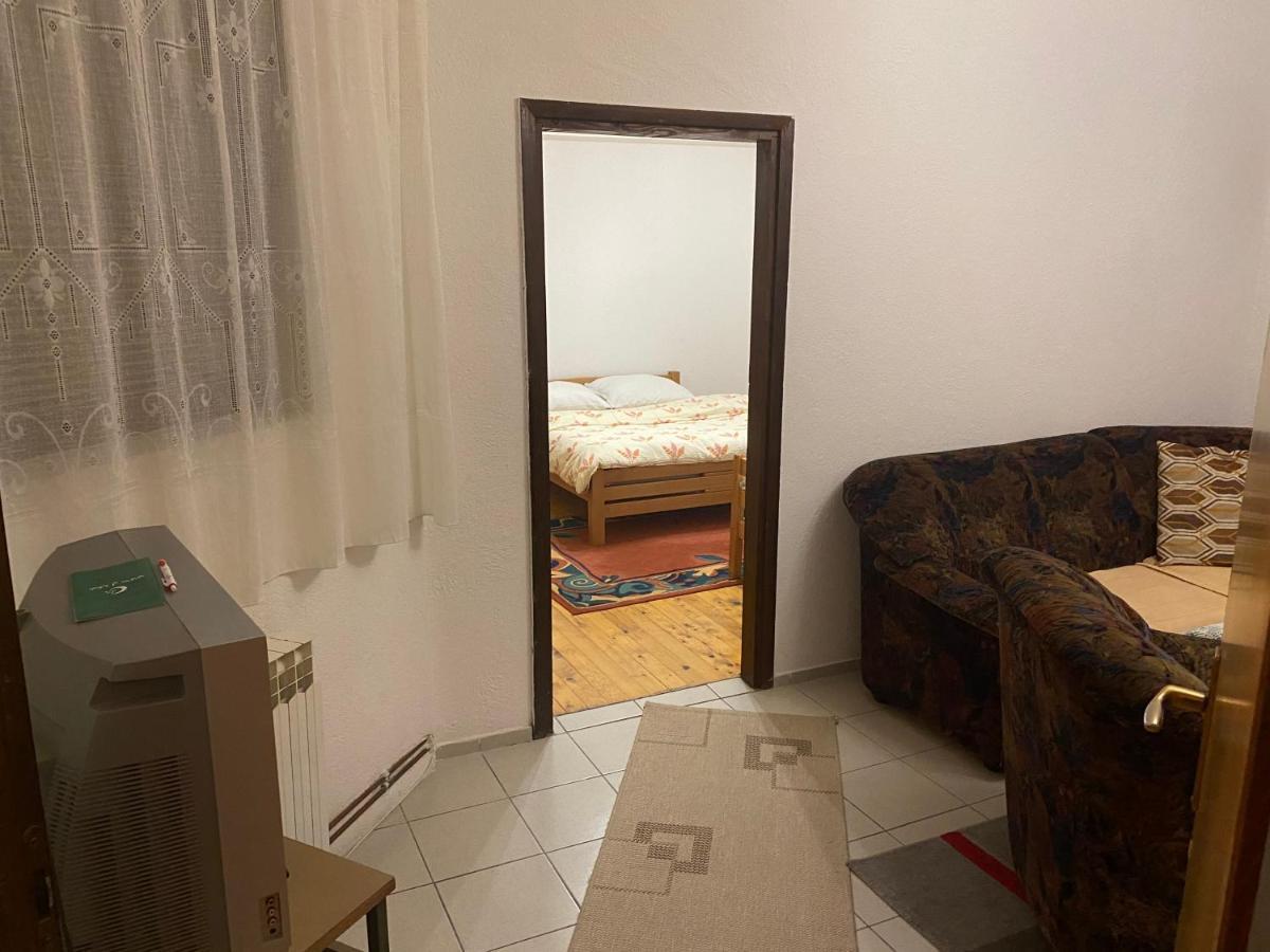 Lav Apartments Bihac Exterior photo